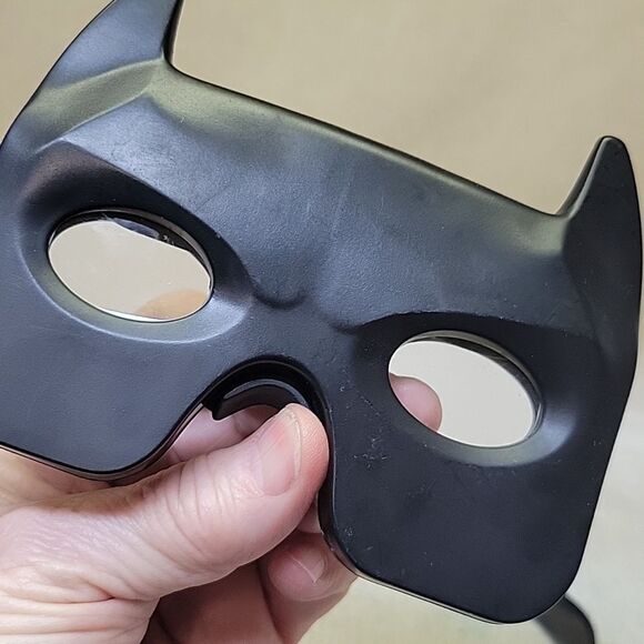 Batman Happy Meal Paper Bag, 2 Cars, Batman Magnifying Glass Mask, Glasses, (2) - Picture 11 of 14